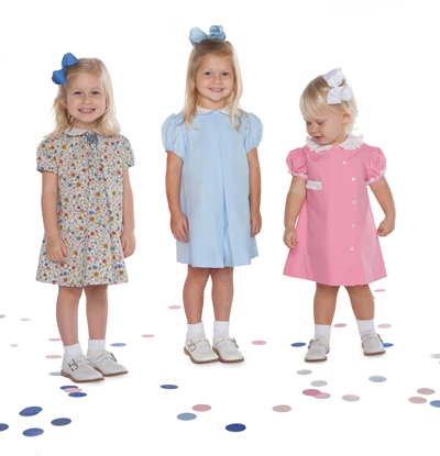 https://www.childrenscornerstore.com/cdn/shop/products/Aprons_cover_low_res_1024x1024.png?v=1508083068